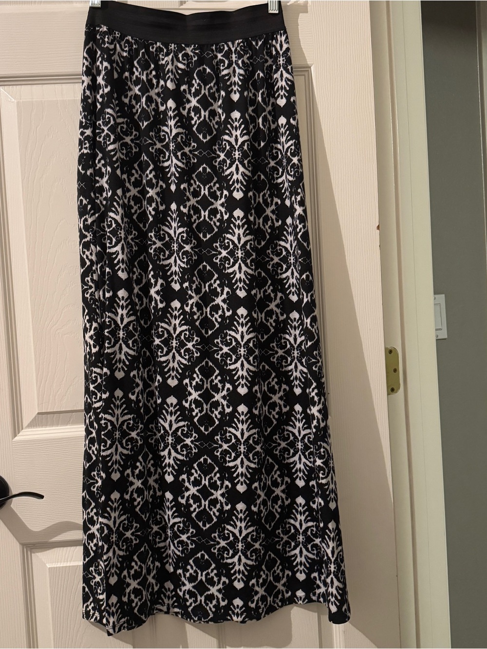 JOE B by Joe Benbasset Maxi Skirt, Size Large